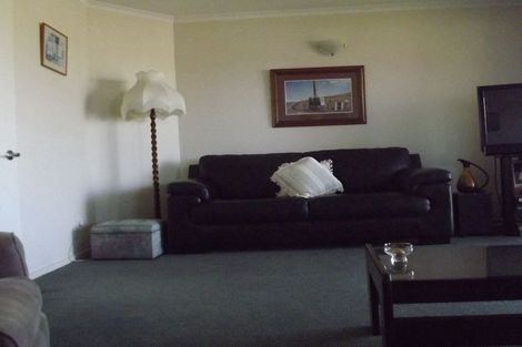 Photo of property in 64 Peel Street, Geraldine, 7930