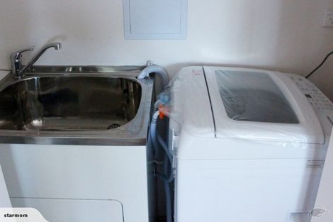 Photo of property in 48 Hooker Avenue, Bryndwr, Christchurch, 8053