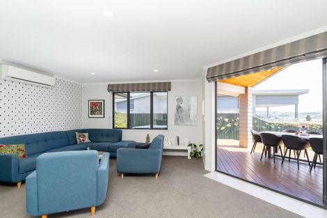 Photo of property in 10 Mahana Place, Raglan, 3225