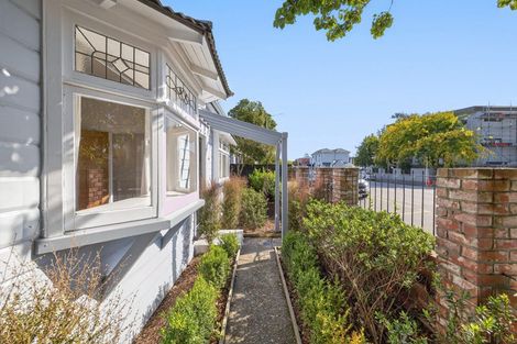 Photo of property in 341 Barbadoes Street, Christchurch Central, Christchurch, 8011