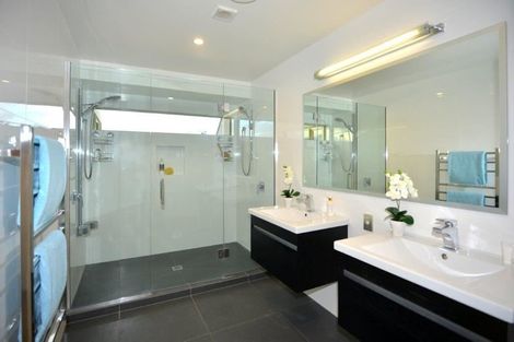 Photo of property in 1 Daresbury Lane, Fendalton, Christchurch, 8014