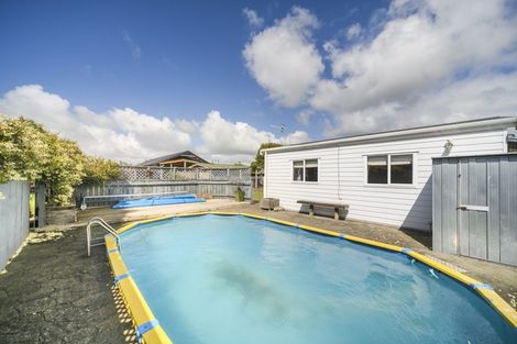 Photo of property in 9 Haybittle Street, Feilding, 4702