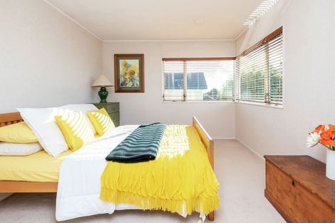 Photo of property in 2/132 Millhouse Drive, Northpark, Auckland, 2013