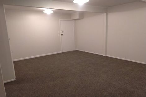 Photo of property in 103 Kenmore Street, Newlands, Wellington, 6037