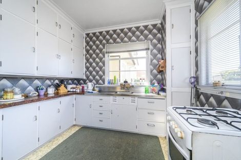 Photo of property in 9 Summerhays Street, Terrace End, Palmerston North, 4410