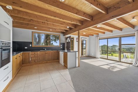 Photo of property in 380 Paremoremo Road, Paremoremo, Auckland, 0632