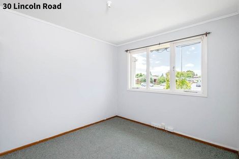 Photo of property in 30 Lincoln Road, Henderson, Auckland, 0610