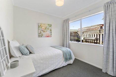 Photo of property in 2a Trinity Place, Paraparaumu Beach, Paraparaumu, 5032