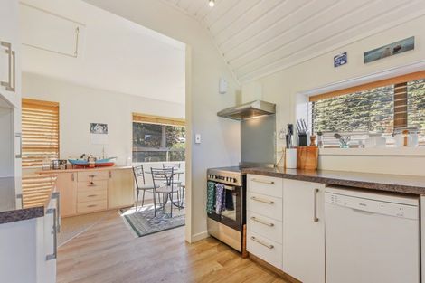 Photo of property in 1 Okiwa Place, Anakiwa, Picton, 7281