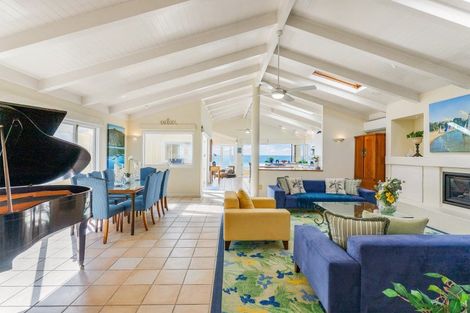 Photo of property in 9a Holiday Road, Milford, Auckland, 0620