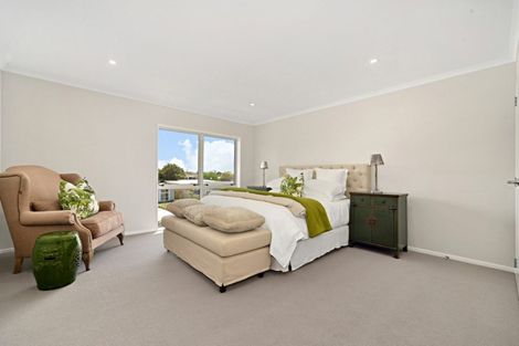 Photo of property in 13 Kukuwai Avenue, Red Beach, 0932