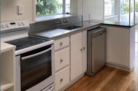 Photo of property in 57 Osier Road, Greenmeadows, Napier, 4112