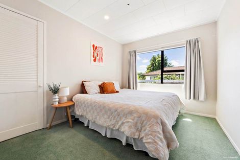 Photo of property in 41 De Quincey Terrace, Highland Park, Auckland, 2010