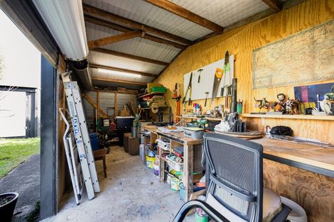 Photo of property in 44 Mcintyre Road, Mangere Bridge, Auckland, 2022