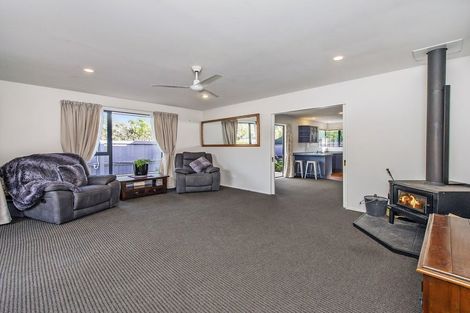 Photo of property in 13 Brooker Place, Kirwee, Darfield, 7571