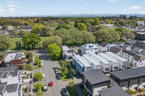 Photo of property in 2/31 Chester Street West, Christchurch Central, Christchurch, 8013