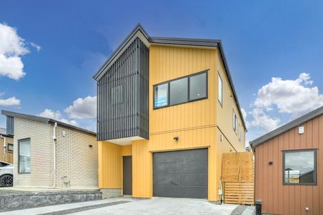 Photo of property in 61 Horokaka Street, Massey, Auckland, 0614