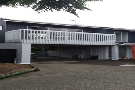 Photo of property in 27 Park Hill Road, Birkenhead, Auckland, 0626