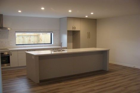 Photo of property in 10 Marion Crescent, Papamoa Beach, Papamoa, 3118