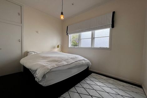 Photo of property in 1/7 Evan Street, Belmont, Auckland, 0622