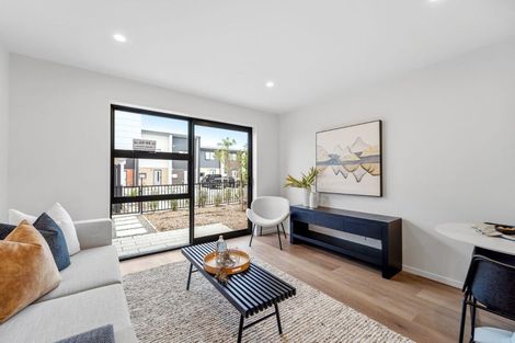 Photo of property in 339 Glengarry Road, Glen Eden, Auckland, 0602