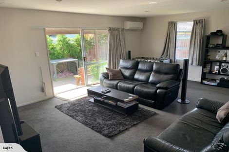 Photo of property in 2/12 Tamarisk Place, Parklands, Christchurch, 8083