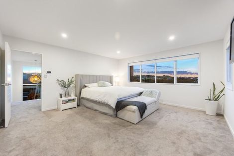 Photo of property in 32 Cavalli Road, Long Bay, Auckland, 0630