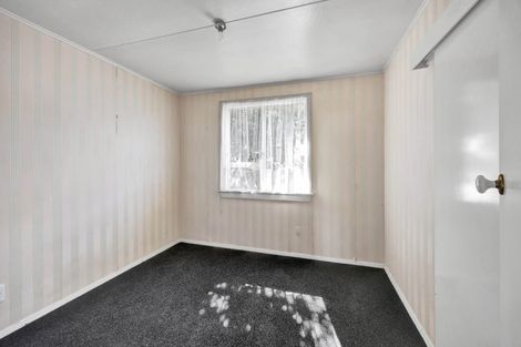 Photo of property in 6 Buchanan Place, Hawera, 4610