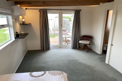 Photo of property in 13 Matthew Place, Kawaha Point, Rotorua, 3010