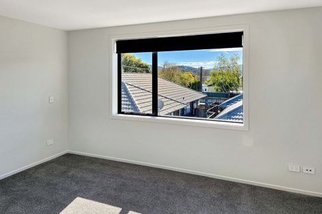 Photo of property in 4/11 Lees Grove, Wainuiomata, Lower Hutt, 5014