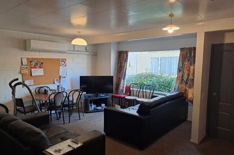 Photo of property in 809-811 Great King Street, North Dunedin, Dunedin, 9016