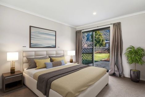 Photo of property in 10 Lakefield Close, Kingston, Athol, 9793