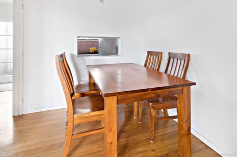 Photo of property in 2/4 Preston Avenue, Mount Albert, Auckland, 1025