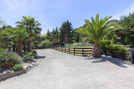 Photo of property in 105 Waterfall Road, Paraparaumu, 5032