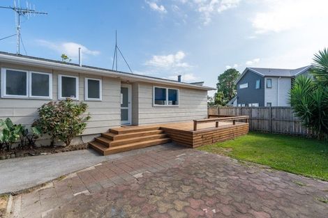 Photo of property in 16 Pickering Crescent, Chedworth, Hamilton, 3210