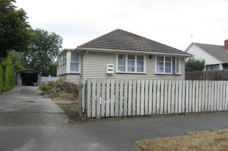 Photo of property in 8 Ballantyne Avenue, Upper Riccarton, Christchurch, 8041
