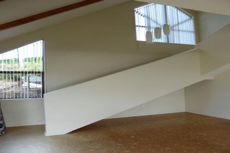 Photo of property in 16 Shortland Street, Caversham, Dunedin, 9011