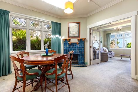 Photo of property in 42 Pembroke Road, Northland, Wellington, 6012