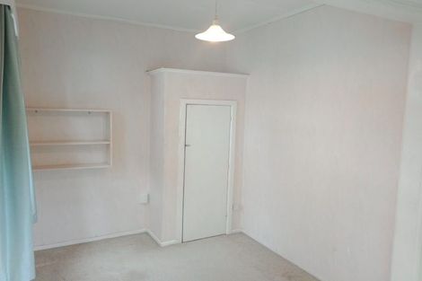 Photo of property in 18 Selwyn Road, Hospital Hill, Napier, 4110