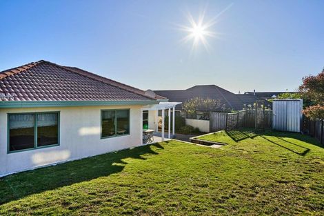 Photo of property in 11 Major Durie Place, Waikanae Beach, Waikanae, 5036