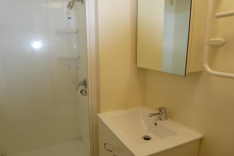 Photo of property in Hannahs Warehouse Apartments, 6/13 Leeds Street, Te Aro, Wellington, 6011