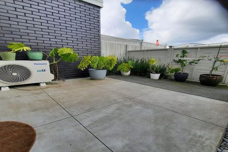 Photo of property in 20 Te Napi Drive, Takanini, 2112