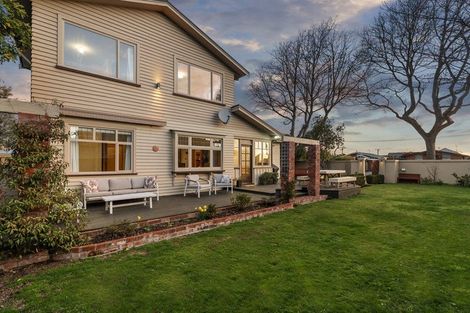 Photo of property in 2 Kenwyn Avenue, St Albans, Christchurch, 8052