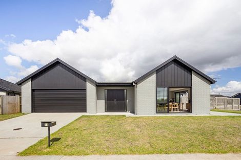 Photo of property in 19 Keerangi Place, Rototuna North, Hamilton, 3210