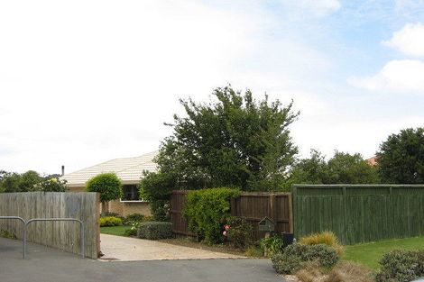 Photo of property in 6 Ferngrove Place, Parklands, Christchurch, 8083