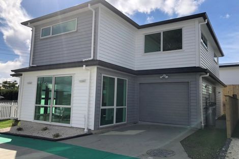 Photo of property in 2a Sherwood Avenue, Te Atatu South, Auckland, 0610