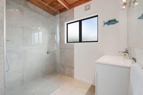 Photo of property in 18 Kotuku Place, Snells Beach, 0920