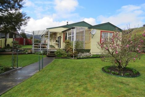 Photo of property in 146 Broadway, Reefton, 7830