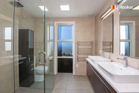 Photo of property in 100 Wingatui Road, Mosgiel, 9024