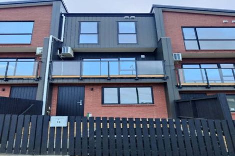 Photo of property in 15 Papatahi Lane, Flat Bush, Auckland, 2019